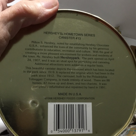 Hershey round candy tin near vintage 1996 - Picture 3 of 8